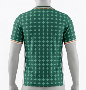 เสื้อฟุตบอลผู้ชายลายจุดสีเขียว คอวี แขนสั้น ระบายเหงื่อได้ดี ผลิตจากโพลีเอสเตอร์ 100% พิมพ์ลายแบบซับลิเมชั่น ทรงปกติ - Product Image 2