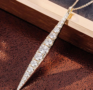 Pendentif de luxe en argent 925 de haute pureté avec diamant de laboratoire certifié IGI, taille brillant rond, cadeau de fiançailles pour femme - Product Image 2