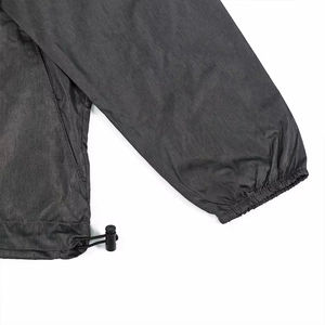 Chaqueta Impermeable y Cortavientos Personalizada OEM para Senderismo al Aire Libre, Ligera y Transpirable, Unisex, para Hombre y Mujer, Proveedor - Product Image 3