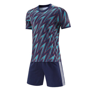Nouvelle arrivée, maillot de football personnalisé, respirant, séchage rapide, uniforme sportif, sublimation, vêtements d'équipe pour hommes - Product Image 4