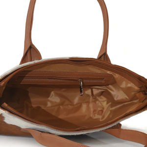 Manufacturer New Hair On Trendy Vintage Summer Travel <b>Bag</b> Cowhide Leather Hair-on Tote <b>Bags</b> Large Storage <b>Space</b> Storage Portable - Product Image 2