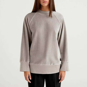 High Performance Women Winter Printed Drop Shoulder 100% Cotton Fleece Oversized <b>Sweatshirt</b> with Front Logo Breathable Wholesale - Product Image 1