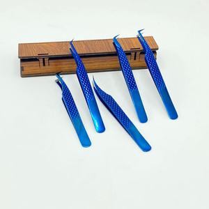 Pinzas para pestañas de acero inoxidable de nuevo estilo 2025, pinzas de extensión de pestañas sostenibles de Plasma azul con puntas de fibra de volumen - Product Image 4