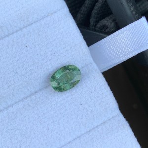 Zafiro Verde Natural, Gema Suelta, Origen Madagascar, Piedra Facetada de Calidad para Joyería, Venta al Por Mayor - Product Image 6