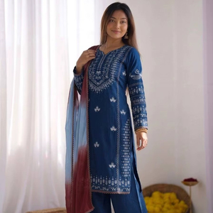 Ensemble Kurti, pantalon et dupatta élégant et entièrement cousu |   Vêtements ethniques brodés en rayonne et coton pour la collection festive et de fête - Product Image 1