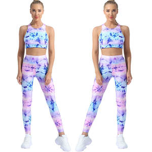 Conjunto deportivo de yoga sin costuras de dos piezas para mujer, bra deportivo elástico y leggings para entrenamiento en el gimnasio. - Product Image 4