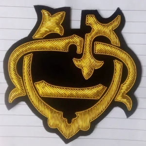 Insignias Bordadas a Mano con Hilo Metálico para Blazers, de Tela de Fieltro No Tejida, Ecológicas, Personalizables en Forma/Tamaño para Prendas y Sombreros - Product Image 4