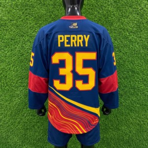 Jersey de Hockey sobre Hielo Personalizado para Hombre, Manga Larga, Sublimado, Absorbente de Humedad, Corte Regular, Uniforme para Adultos - Product Image 3