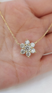 Collar con Colgante de Circonita Cúbica en Forma de Flor, Chapado en Oro de 18K, Cadena de Serpiente de Aleación, Joyería Clásica para Mujer para Uso Diario - Product Image 5