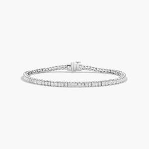 Bracelet tennis classique en argent 925, diamants taille baguette sertis en canal, design géométrique, unisexe, pour usage quotidien - Product Image 1