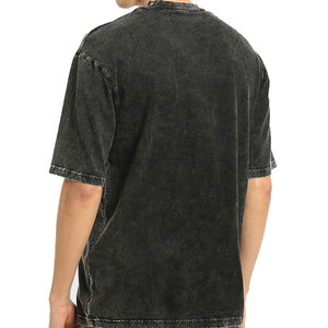 T-shirt noir pour homme, coupe oversize, effet délavé, 100% coton, tissu épais, style vintage usé, logo personnalisé, coupe ample, streetwear - Product Image 3