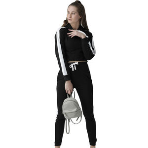 Conjunto Deportivo de Dos Piezas para Mujer, Sudadera con Capucha de Felpa de Algodón Informal para Invierno, Pantalones Deportivos Sólidos de Punto con Diseño de Logotipo Estampado en la Parte Delantera - Product Image 1