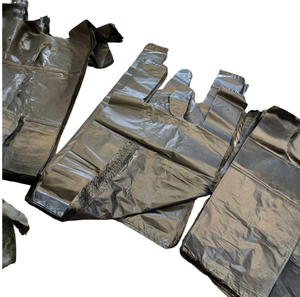 Bolsa de Plástico Negra para Compras, Bolsa de Transporte para Camisetas con Impresión Personalizada Directa de Fábrica, Venta al Por Mayor - Product Image 1