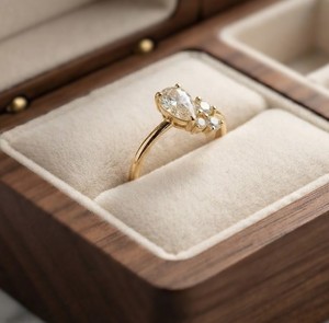 Bague solitaire en or massif 9K 10K 14K 18K avec diamant de laboratoire taille poire en cluster 0,55 carat total, bande à bulles, pour mariage, fête ou cadeau - Product Image 5