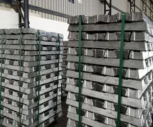Lingots d'aluminium de haute pureté A7 99,7 % – Lingots de métal d'aluminium primaire pour la fabrication industrielle et l'exportation - Product Image 2