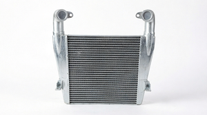 Radiateur de charge d'air (intercooler) compatible TATA 1618, référence OEM 278614609933, pour moteur Cummins 5.9L 6BTAA 5883cc LPT, pour camion - Product Image 1
