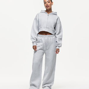 Ensemble <span class=keywords><strong>2</strong></span> pièces personnalisé pour femme en coton 100% vintage délavé à l'acide, avec broderie 3D, comprenant un sweat à capuche demi-zip à manches courtes et un pantalon de jogging, imprimé graphique - Product Image 1