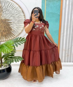 Vestido Moderno de Una Pieza, 54 Pulgadas de Largo, Vestido Étnico para Mujer, para Bodas y Fiestas, Estilo India Pakistán 85309 DHANLAXMI- DS28 - Product Image 1