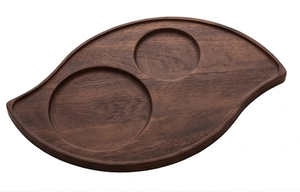 Assiette de service en bois en forme de feuille, design minimaliste fait main, plat en bois massif, élégant accessoire de table - Product Image 4
