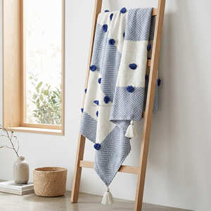 Plaid de canapé géométrique tufté de luxe en coton tissé de qualité supérieure, toucher doux, bord frangé, fabricant artisanal de textiles de maison - Product Image 2