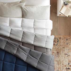Couette d'hiver matelassée en polyester blanc hypoallergénique, respirante, lavable en machine 75D/36F - Product Image 4