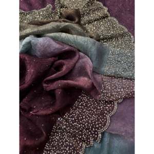 Sari en soie de créateur avec broderie originale Jarkhan Diamond pour mariages - Product Image 6