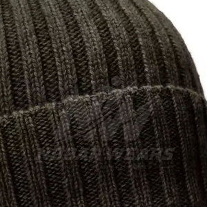 Bonnet pour temps froid en tissu doux et chaud, coupe confortable, conçu pour un usage quotidien, des activités de plein air et un style décontracté - Product Image 4