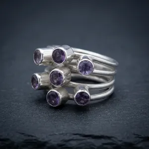 Élégante bague ouverte en argent sterling 925 avec améthyste, faite à la main, bijou unisexe en pierre précieuse, idéale pour le quotidien ou comme cadeau - Product Image 4
