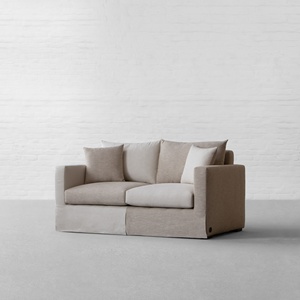 Canapé-lit Chesterfield moderne 2026 en cuir véritable trois places capitonné avec pieds en bois et coussins en mousse pour hôtels et écoles - Product Image 4