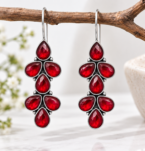 Boucles d'oreilles pendantes longues en argent oxydé avec pierre rouge, style mode, pour femmes, bijoux en gros - Product Image 3