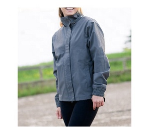 Veste de pluie équestre de haute qualité pour femmes avec remplissage en duvet pour les activités de tournée en plein air d'hiver vêtements de pluie pour filles - Product Image 1