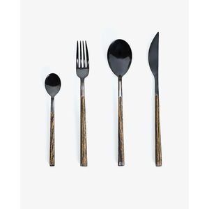 Ensemble de couverts de luxe moderne en acier inoxydable noir avec manches en imitation bois, pour la maison et les restaurants - Product Image 1