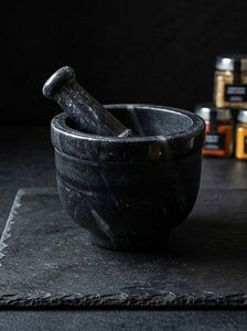 Mortero y Pilón de Piedra Negra Natural de 5x6 Pulgadas, Resistente, para Especias, Hierbas, Ajo y Jengibre, Recipiente para Moler Manualmente - Product Image 3