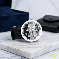 Montre chronographe de luxe entièrement sertie de diamants Moissanite, avec des pierres VVS serties à la main de qualité supérieure et bracelet en caoutchouc noir