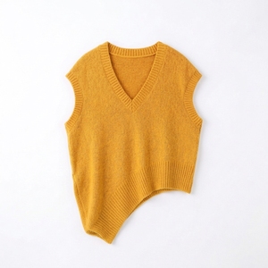 Red V Neck Sleeveless <b>Knitted</b> Vest <b>Women</b> Asymmetric Hem Solid Breathable <b>Tank</b> <b>Top</b> Eco-Friendly 100% Polyester - Product Image 3