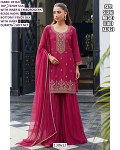Kurti traditionnel pour femme en georgette brodée, longueur ras du sol, couleur violet régale - Product Image 2
