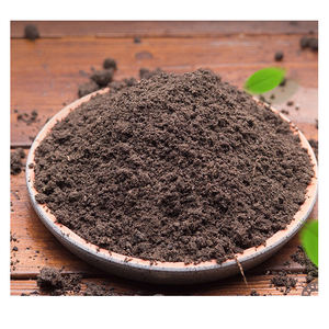 Compost de vermicompostage biologique premium en vrac pour la nutrition et la croissance des cultures - Product Image 2