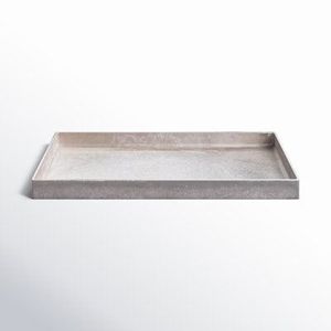 Plateau de service élégant en aluminium moulé, de qualité durable pour une utilisation longue durée en cuisine et salle à manger - Product Image 3