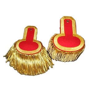Épaulettes tendance personnalisées faites à la main en laiton et tissu rouge doré avec logo personnalisé, conception OEM, équipement de défense personnel - Product Image 1