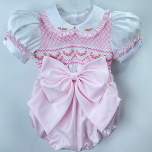Colección de Flores de Verano - Mono Personalizado con Cuello Peter Pan Bordado, Mangas Abullonadas y Ribete de Encaje, Body de Algodón para Bebés - Product Image 4