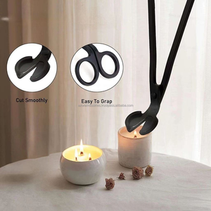 Azora Industries Lot d'accessoires pour bougies en laiton, coupe-mèche, extincteur, ciseaux à mèche avec poignée en acier - Product Image 1