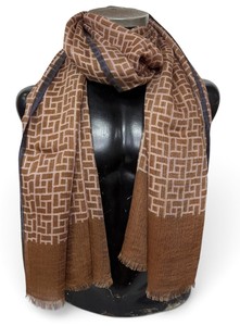 Châle enveloppant élégant et doux de haute qualité pour femmes, vêtement décontracté fabriqué en Inde, prix de gros. - Product Image 4