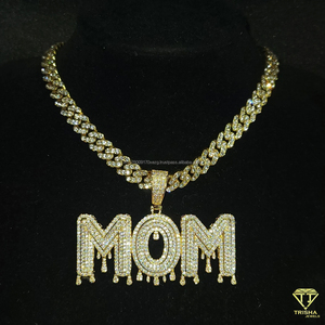 Collier pendentif personnalisé « MOM » serti de diamants de laboratoire, chaîne cubaine en or, bijoux hip-hop, cadeau - Product Image 1