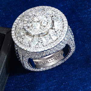 Anillo de Cóctel con Diamantes en Racimo, Unisex, Chapado en Oro de 14K, Oro Sólido, Engaste Pavé, Anillo de Compromiso de Lujo, Certificado IGI - Product Image 2