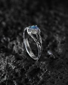 Anillo de Compromiso de Plata de Ley con Labradorita, Diseño de Rama y Hoja, Certificado IGI, Gema Azul Verde para Aniversario de Mujer - Product Image 3