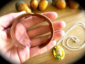 Pulseras de Cobre Modernas de Diseño con Patrones Elegantes, Diseño Tallado y Lujo para Coleccionistas de Arte - Product Image 3