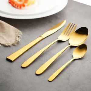 Juego de Cubiertos de Acero Inoxidable Dorado de Lujo, Juego de Cubiertos Modernos con Tenedor, Cuchara y Cuchillo, Vajilla Elegante para la Mesa - Product Image 3