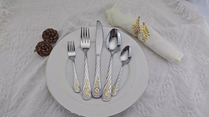 Ensemble de couverts en métal personnalisables en gros avec poignées design, comprenant des cuillères, des fourchettes, des couteaux et des cuillères à café - Product Image 3