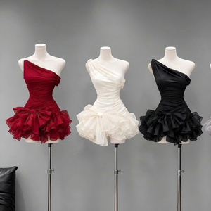 Robes de soirée plissées en dentelle pour femmes, taille naturelle, coupe ajustée, sans bretelles, en mousseline, décontractées, lavables, teintes unies, directement de l'usine - Product Image 1