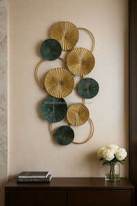 Ensemble de 2 pièces d'art mural en métal encadré de style nordique, sculpture murale en forme de feuille de ventilateur à fleurs bleues dégradées, décoration d'appoint pour le salon - Product Image 5